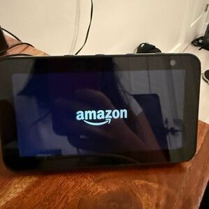 Amazon Echo Show 8
